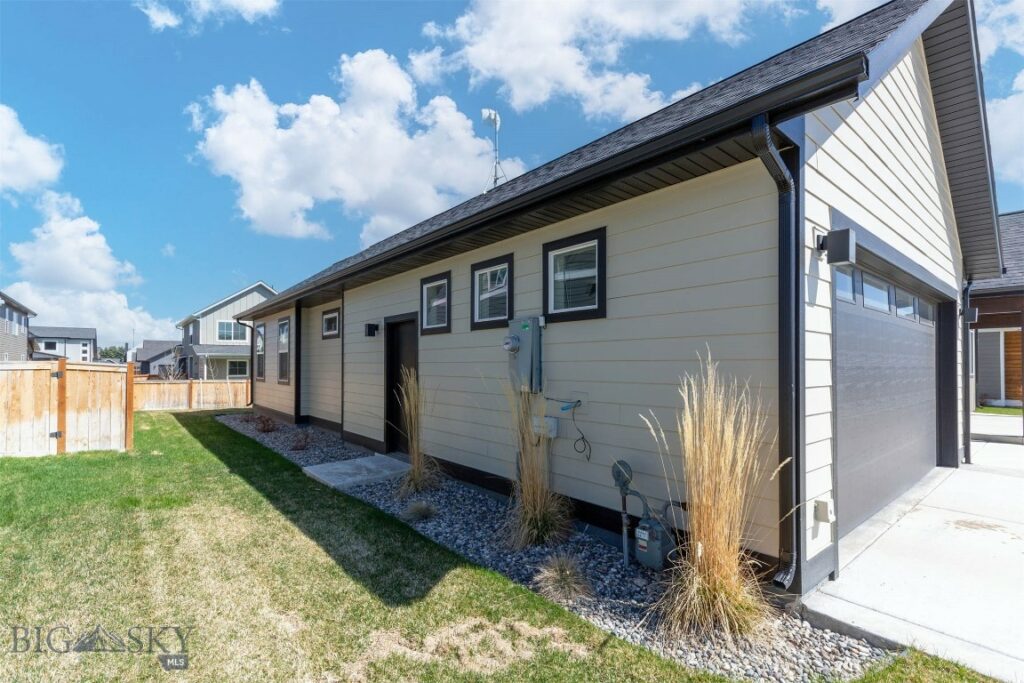 137 Battle Peak Court, Bozeman MT 59718