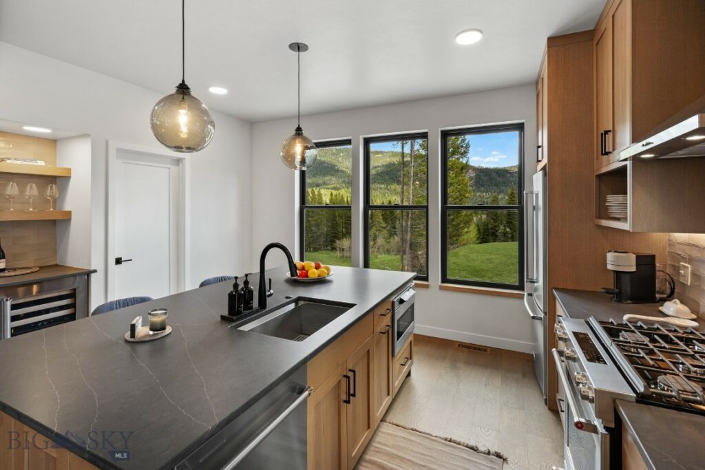 137 Bridger Meadow Trail, Bozeman MT 59715