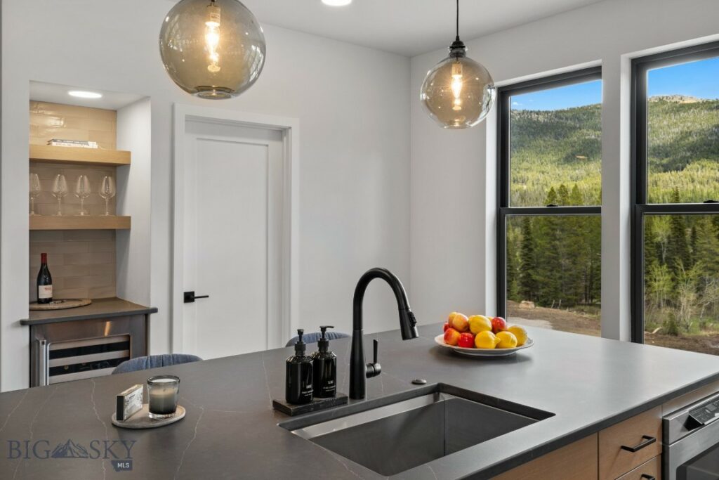 137 Bridger Meadow Trail, Bozeman MT 59715