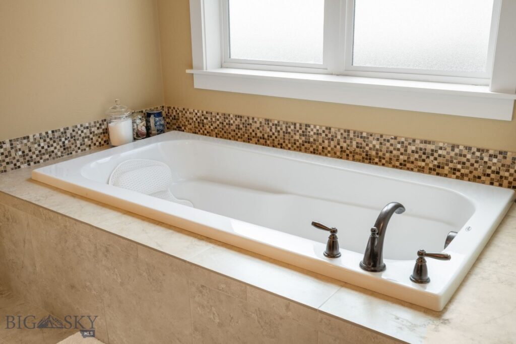 1374 Alder Creek Drive, Bozeman MT 59715