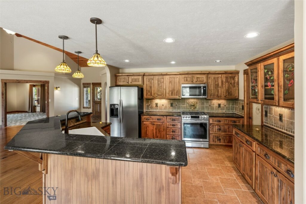 14 Candlelight Drive, Bozeman MT 59718