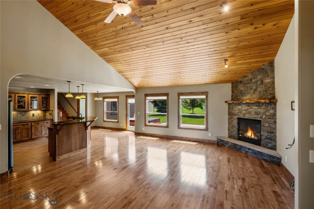 14 Candlelight Drive, Bozeman MT 59718