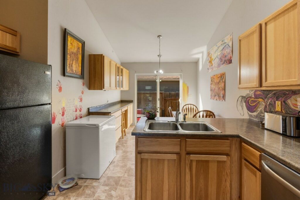 14 Bow Perch Lane, Bozeman MT 59718