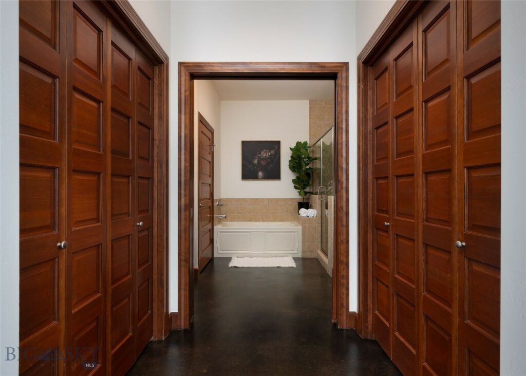 140 Village Crossing, Bozeman MT 59715