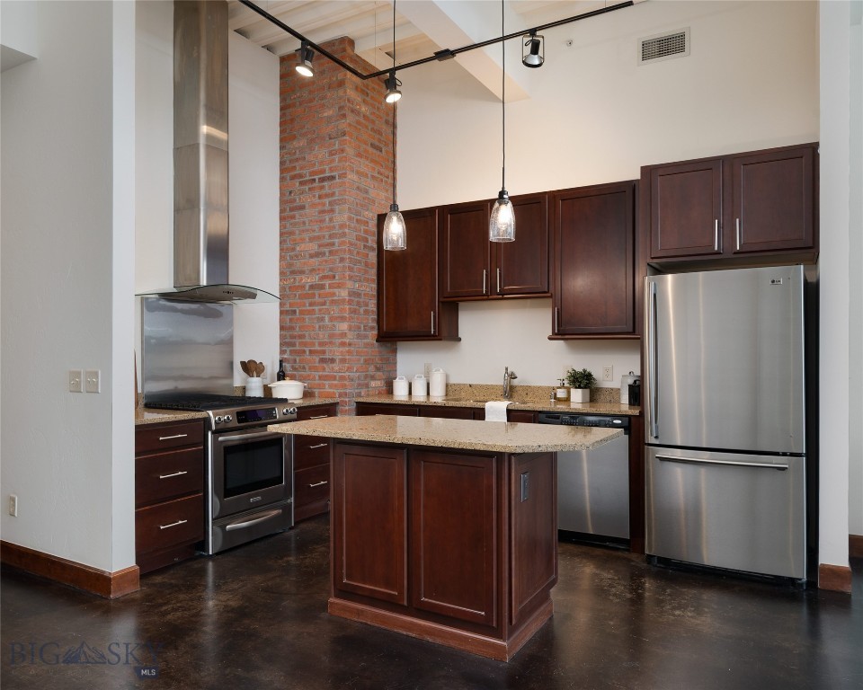 140 Village Crossing, Bozeman MT 59715