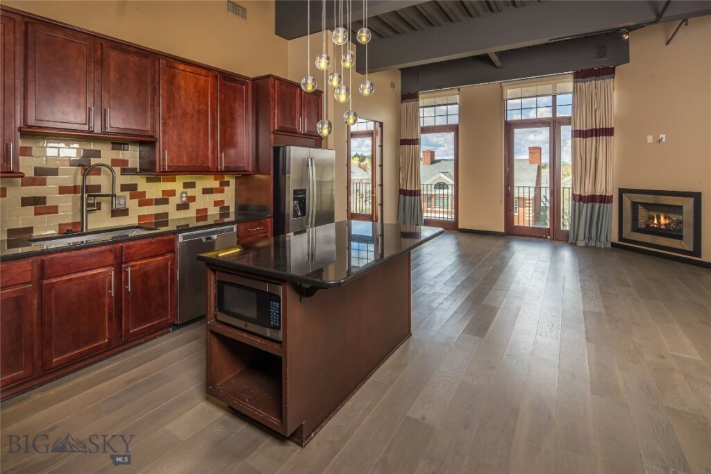 140 Village Crossing Way, Bozeman MT 59715