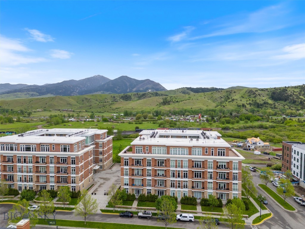 140 Village Crossing Way, Bozeman MT 59715