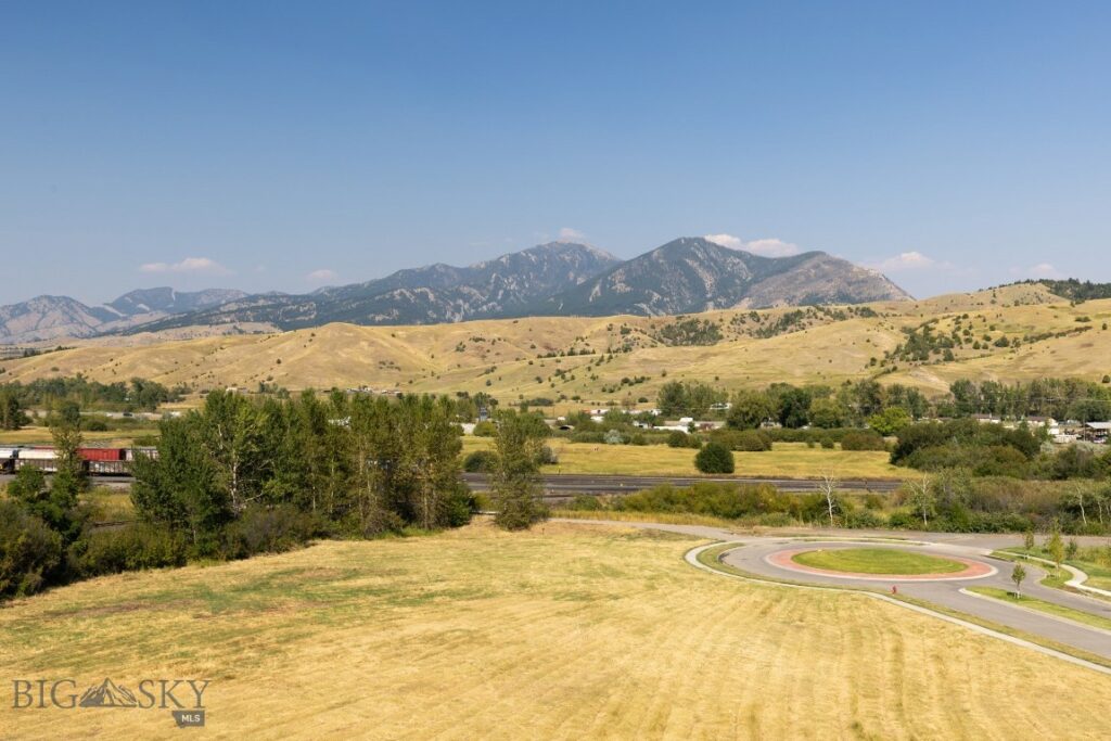 140 Village Crossing Way, Bozeman MT 59715