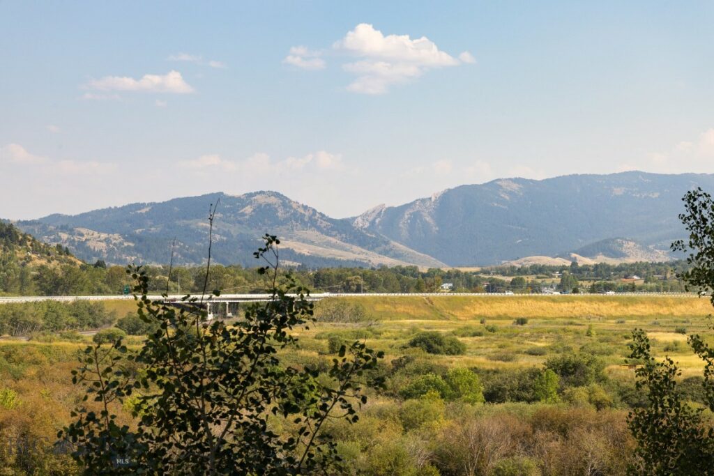 140 Village Crossing Way, Bozeman MT 59715