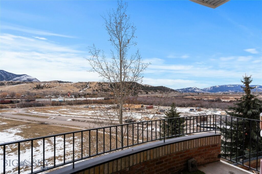 140 Village Crossing Way, Bozeman MT 59715