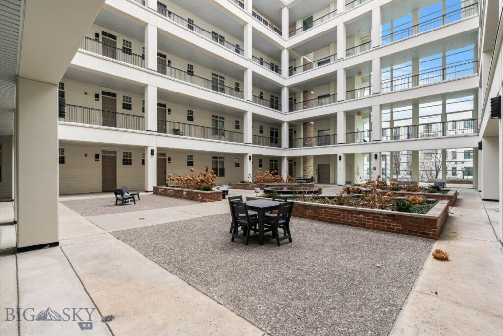 140 Village Crossing Way, Bozeman MT 59715