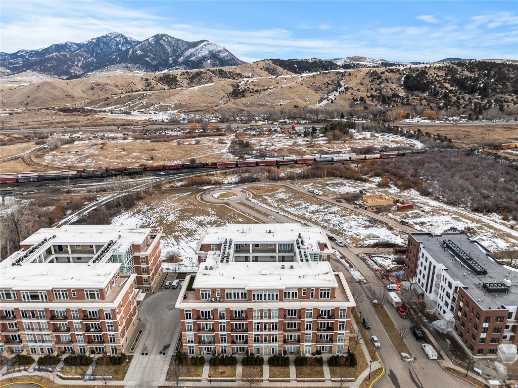 140 Village Crossing Way, Bozeman MT 59715