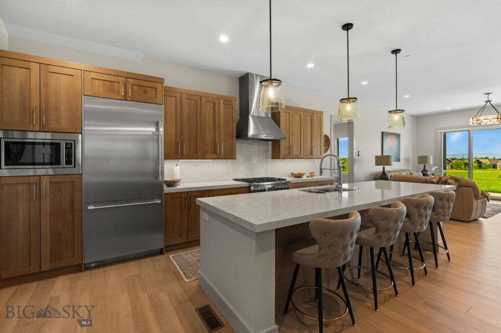 141 Balmoral Trl, Bozeman MT 59718