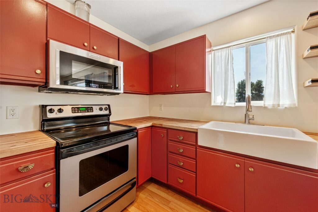 141 Gravel Hollow Drive, Bozeman MT 59718