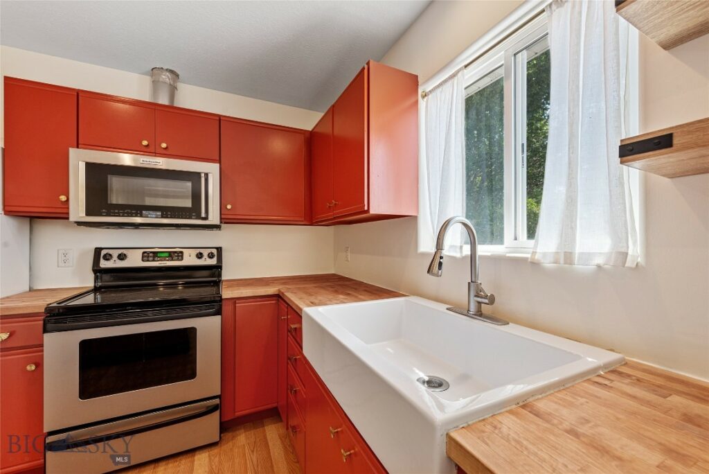 141 Gravel Hollow Drive, Bozeman MT 59718