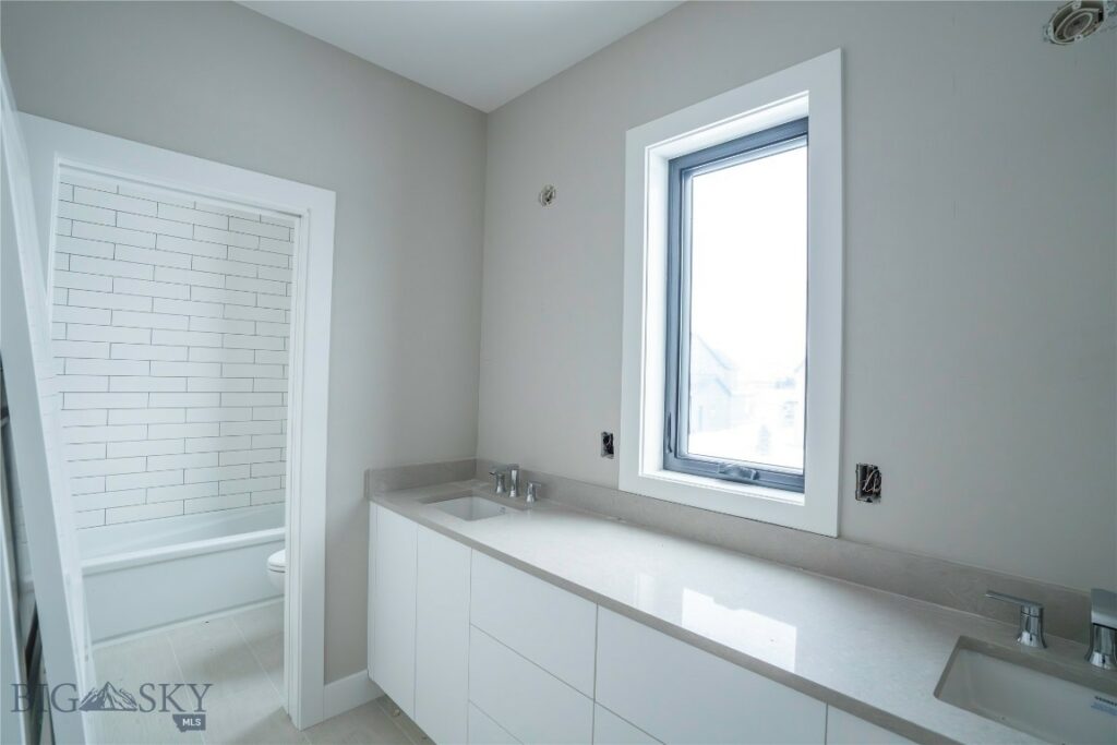 141 Creekbank Loop, Bozeman MT 59718