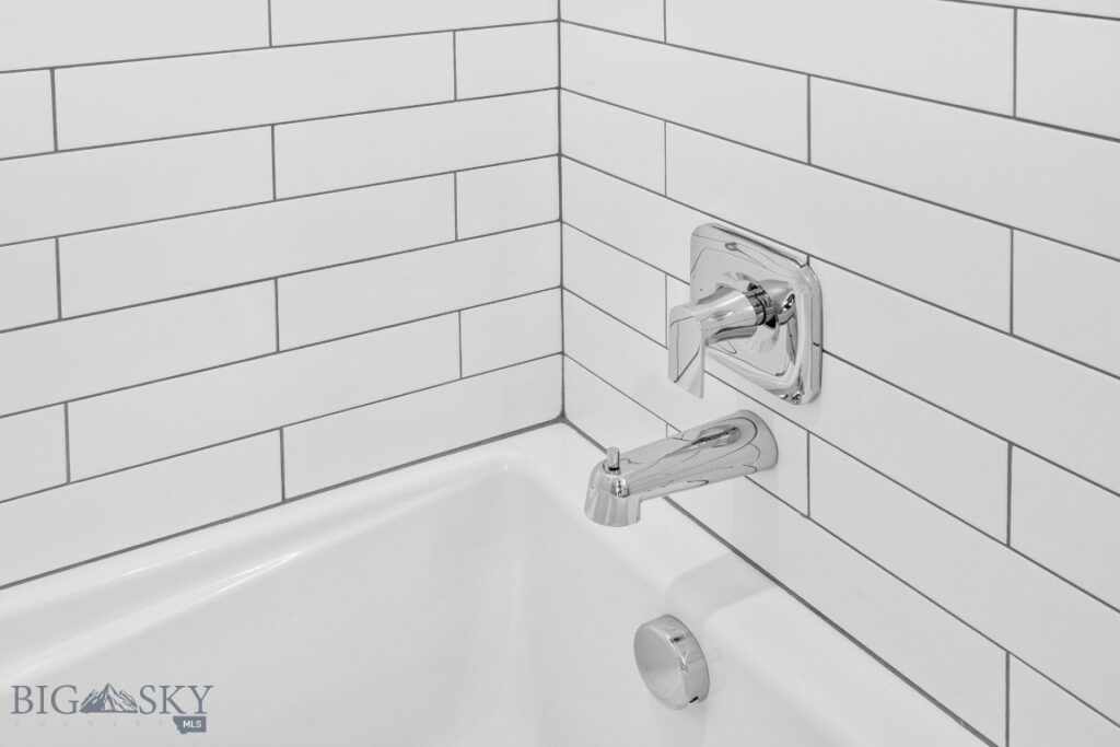 141 Creekbank Loop, Bozeman MT 59718