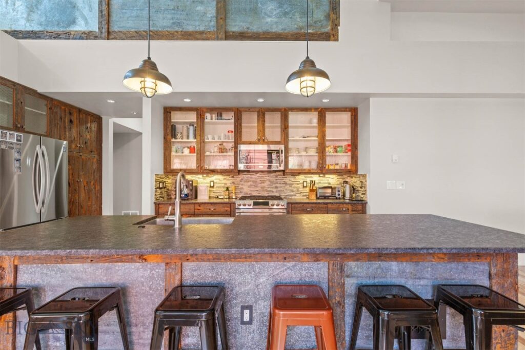 1428 Post Drive, Bozeman MT 59715