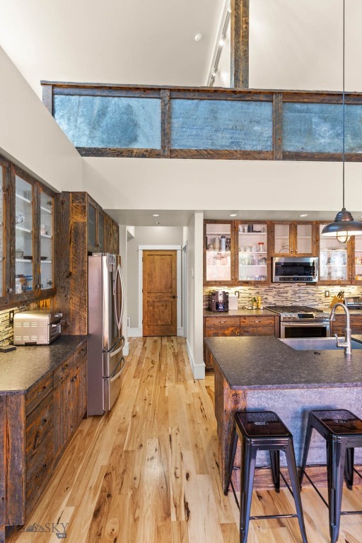 1428 Post Drive, Bozeman MT 59715