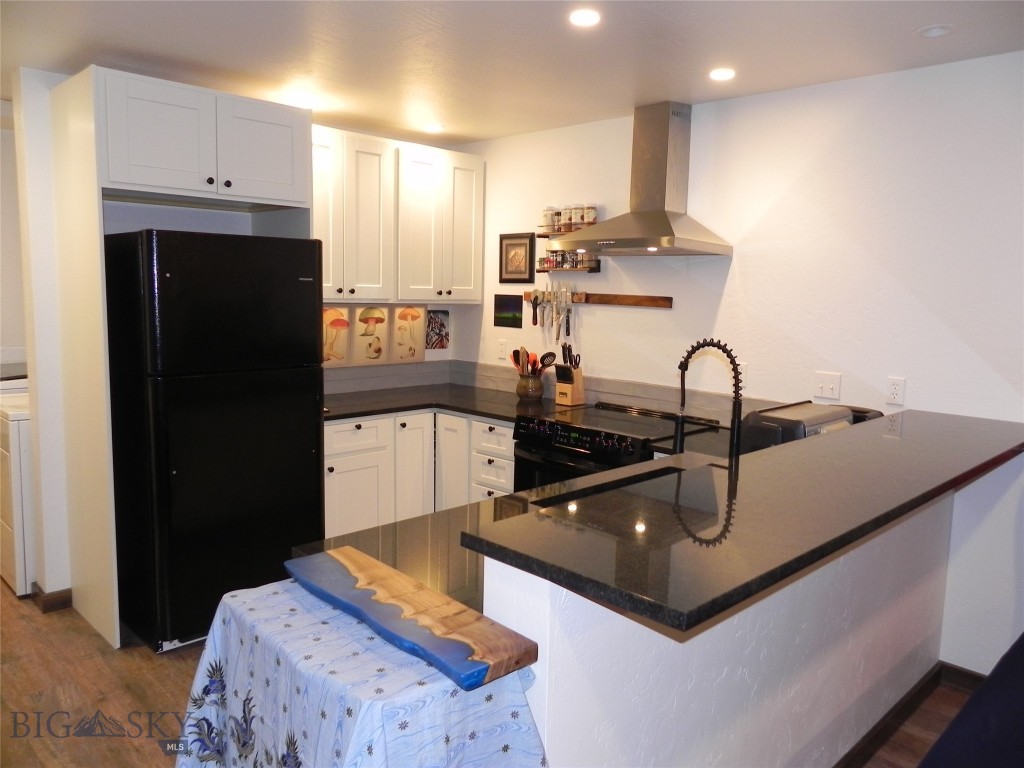 144 Maple Avenue, Bozeman MT 59718