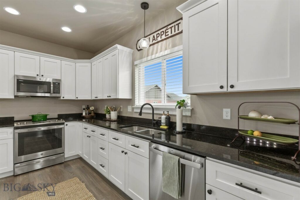 148 Snowy Owl Trail, Bozeman MT 59718
