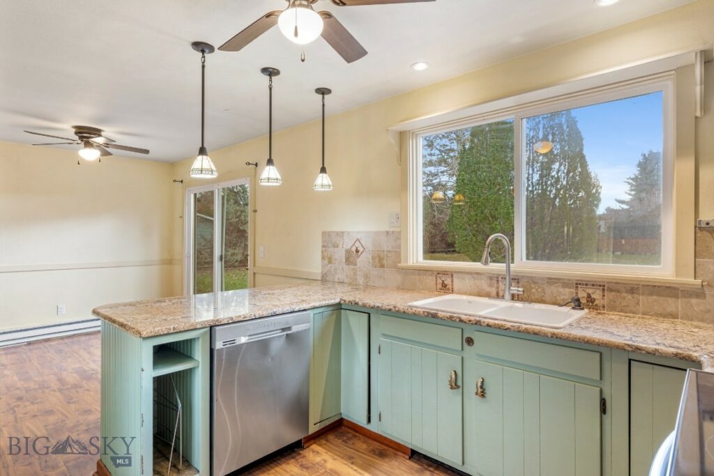 15 Chinook Trail, Bozeman MT 59718