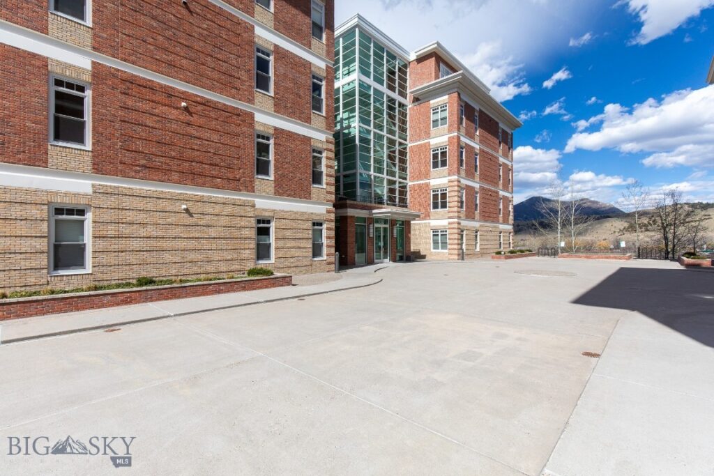 150 Village Crossing Way, Bozeman MT 59715