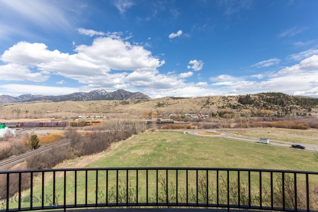 150 Village Crossing Way, Bozeman MT 59715