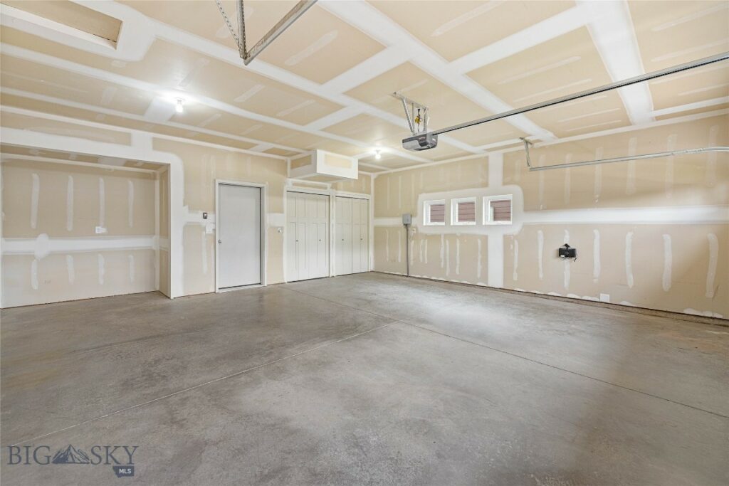 152 Goldcrest Lane, Bozeman MT 59715