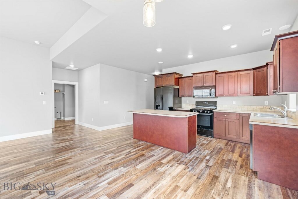 152 Goldcrest Lane, Bozeman MT 59715