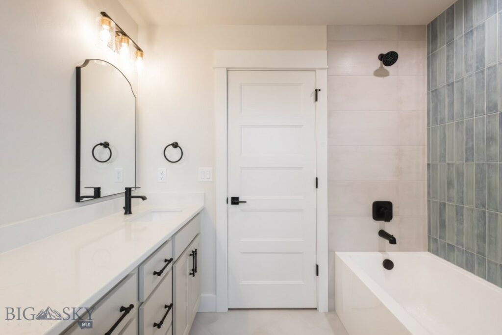 16 Cowen Lane, Bozeman MT 59718