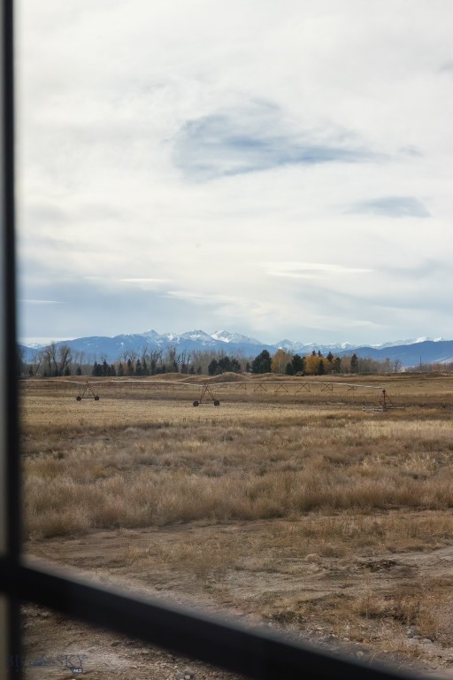 16 Cowen Lane, Bozeman MT 59718