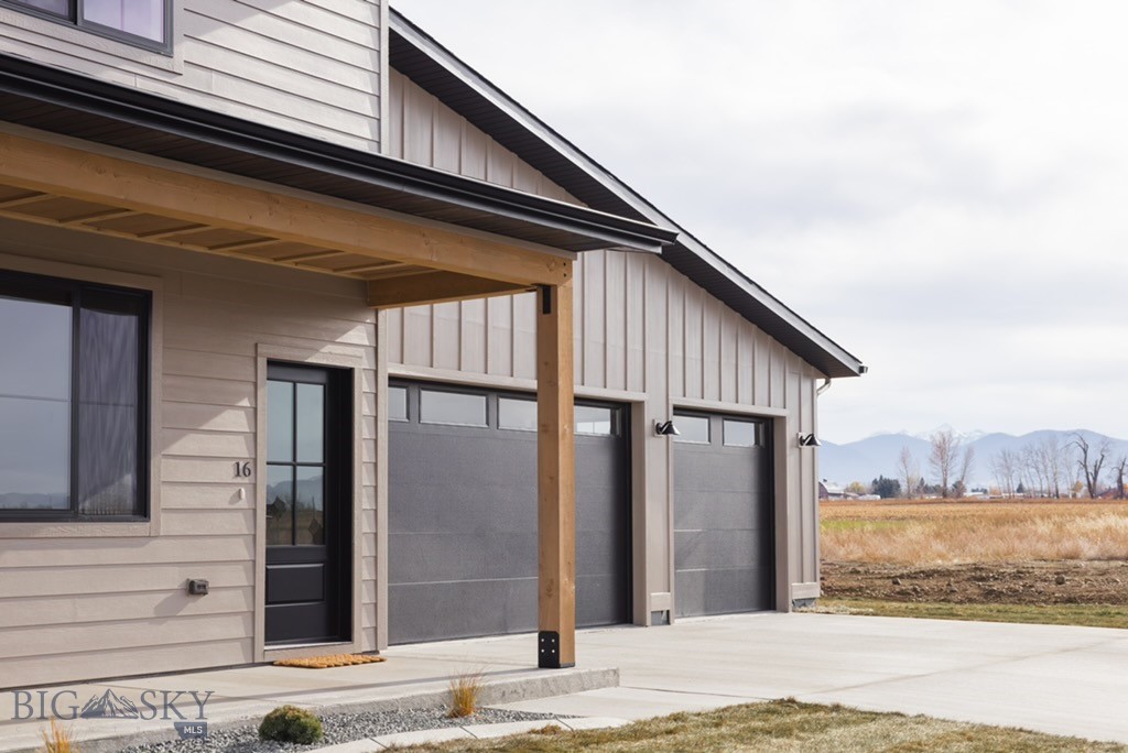 16 Cowen Lane, Bozeman MT 59718