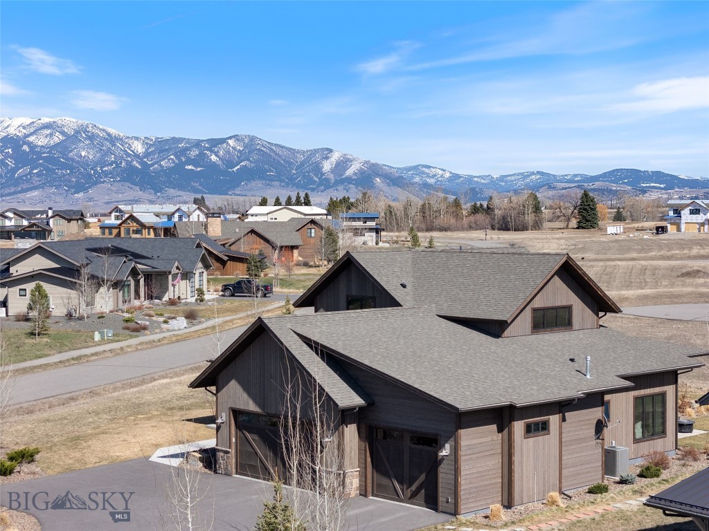 16 Defender Lane, Bozeman MT 59718
