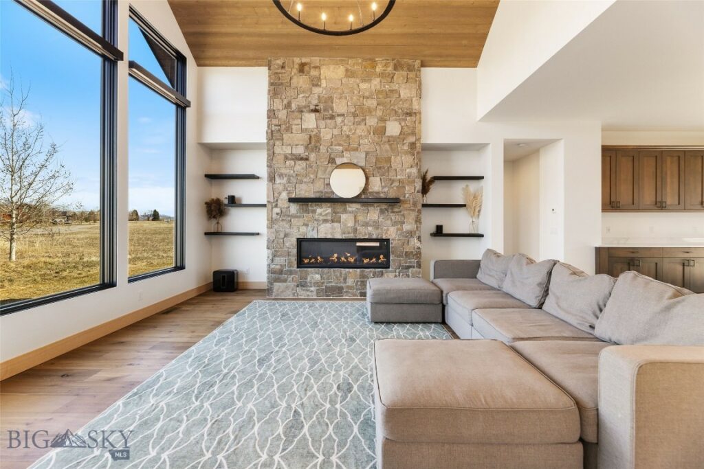 16 Defender Lane, Bozeman MT 59718