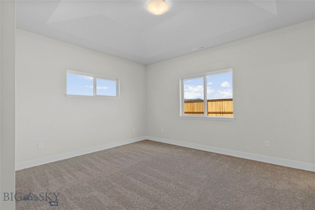 16 Westgate Ave, Bozeman MT 59718