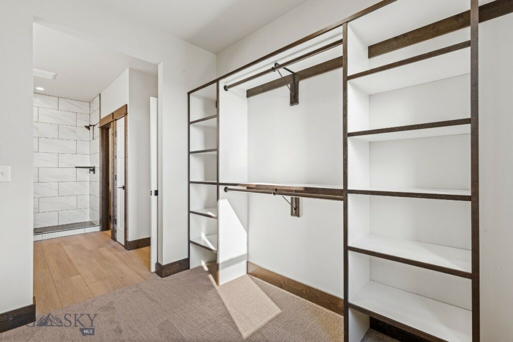 16 Moosejaw Drive, Bozeman MT 59718