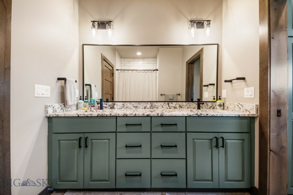 16 Tight Loop Drive, Bozeman MT 59718