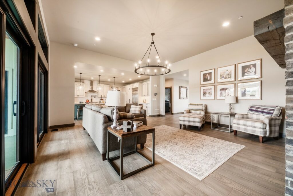 16 Tight Loop Drive, Bozeman MT 59718