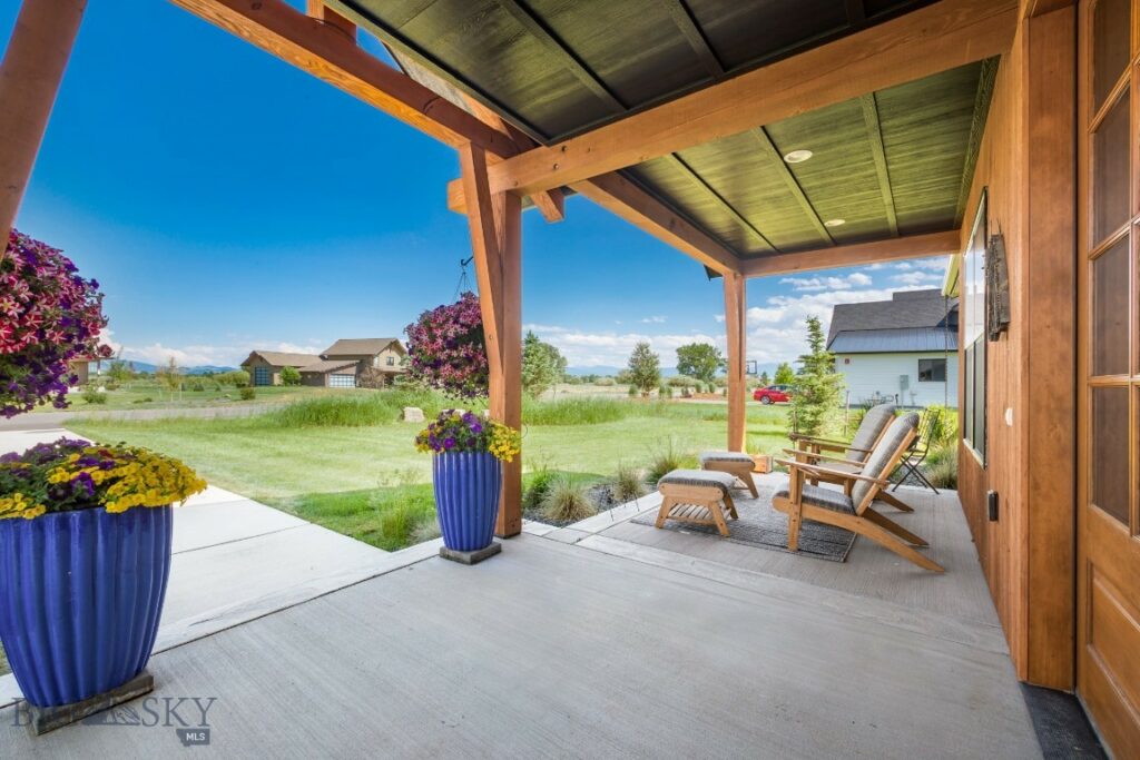 16 Tight Loop Drive, Bozeman MT 59718