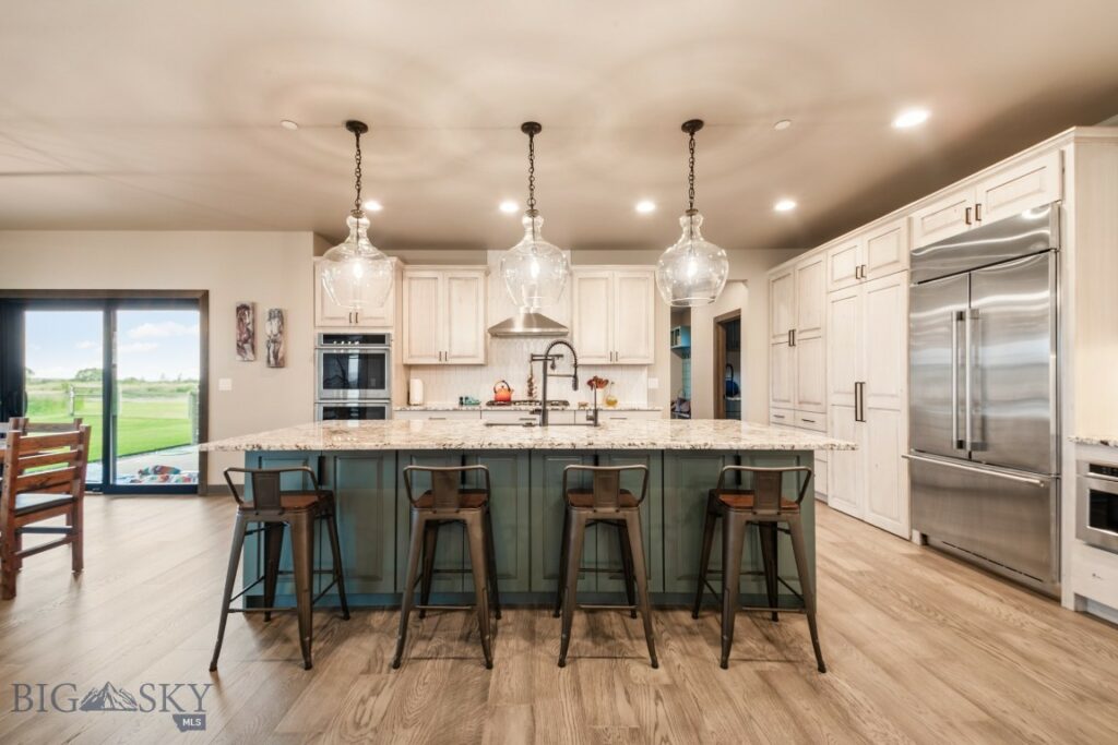 16 Tight Loop Drive, Bozeman MT 59718