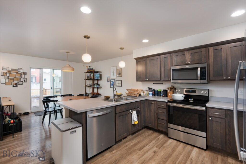 1640 New Holland Drive, Bozeman MT 59718