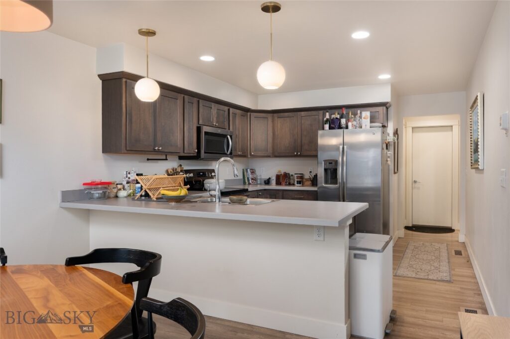 1640 New Holland Drive, Bozeman MT 59718