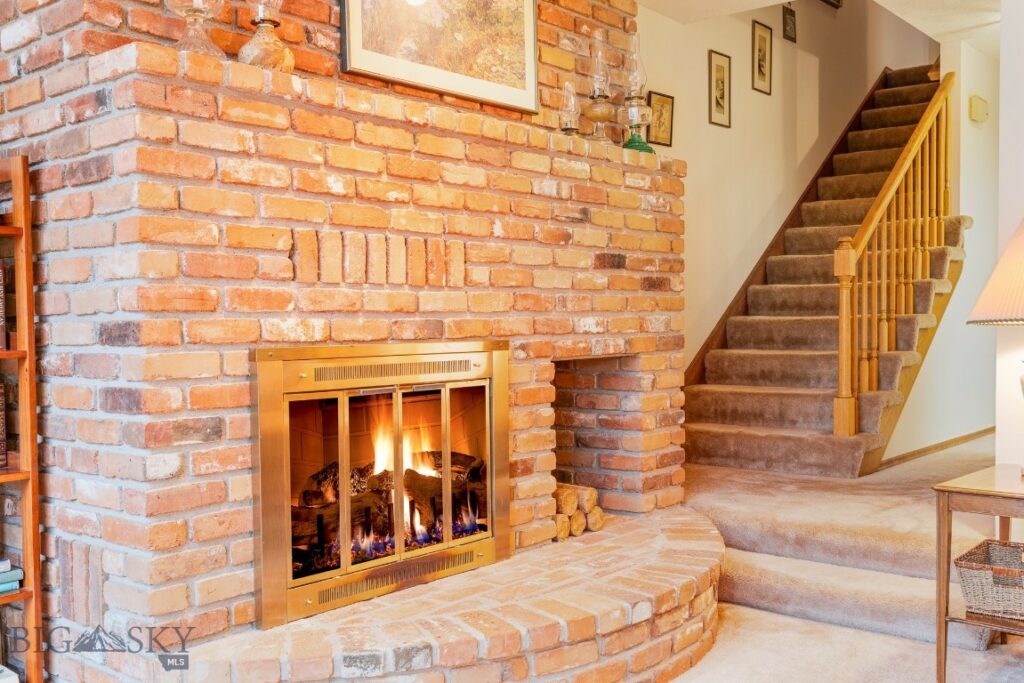 1645 S Black Avenue, Bozeman MT 59715