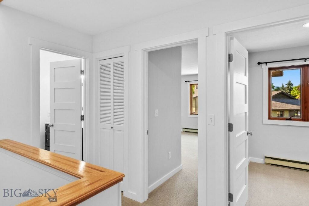 1659 S Black Avenue, Bozeman MT 59715