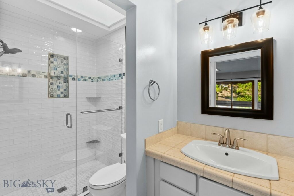 1659 S Black Avenue, Bozeman MT 59715