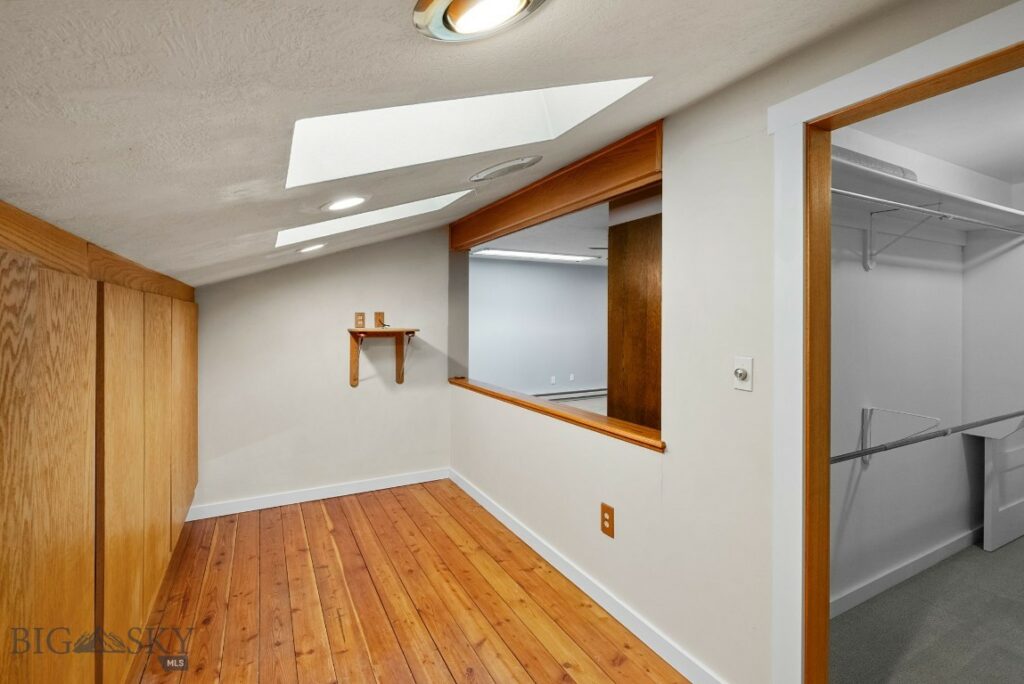 1659 S Black Avenue, Bozeman MT 59715