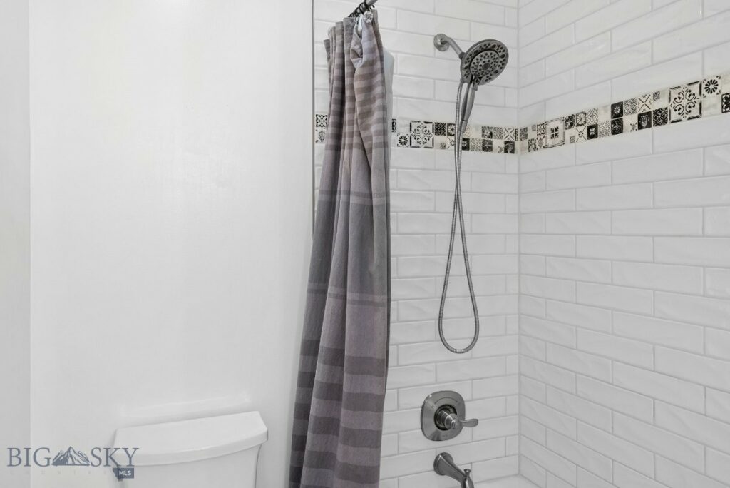 1659 S Black Avenue, Bozeman MT 59715