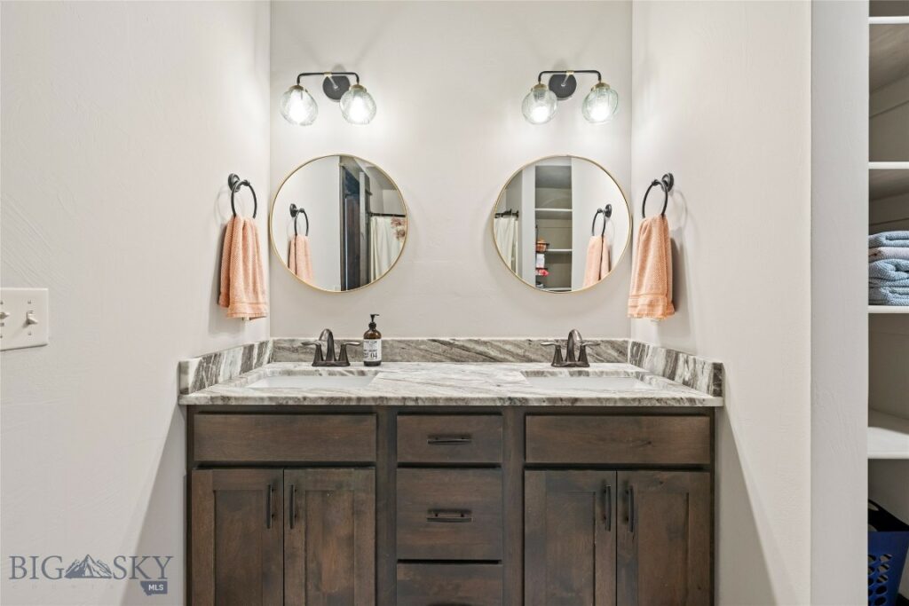 17 Blazer Trail, Bozeman MT 59718