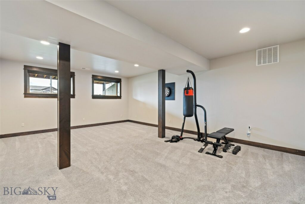 17 Blazer Trail, Bozeman MT 59718